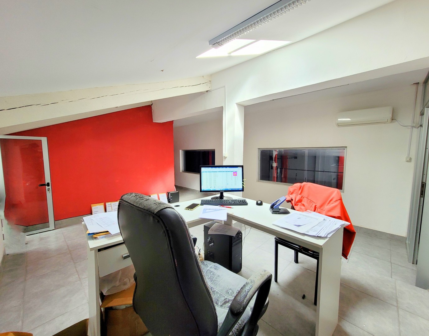 Salón Comercial - foto 9