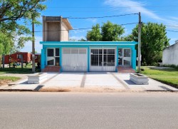 Salón Comercial - miniatura 1