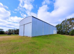 Galpon + 2,5 Has - miniatura 2