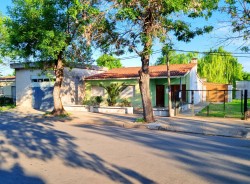 Casa + Galpon - miniatura 2