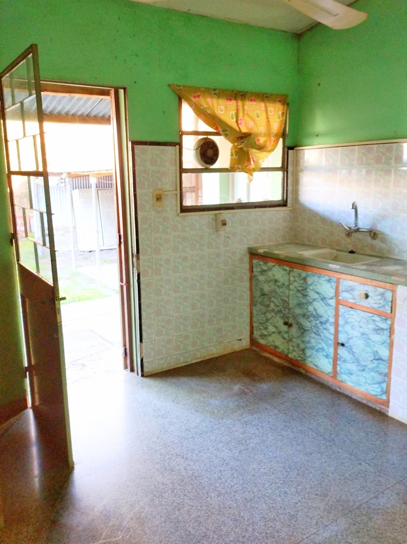 Casa + Galpon - foto 8