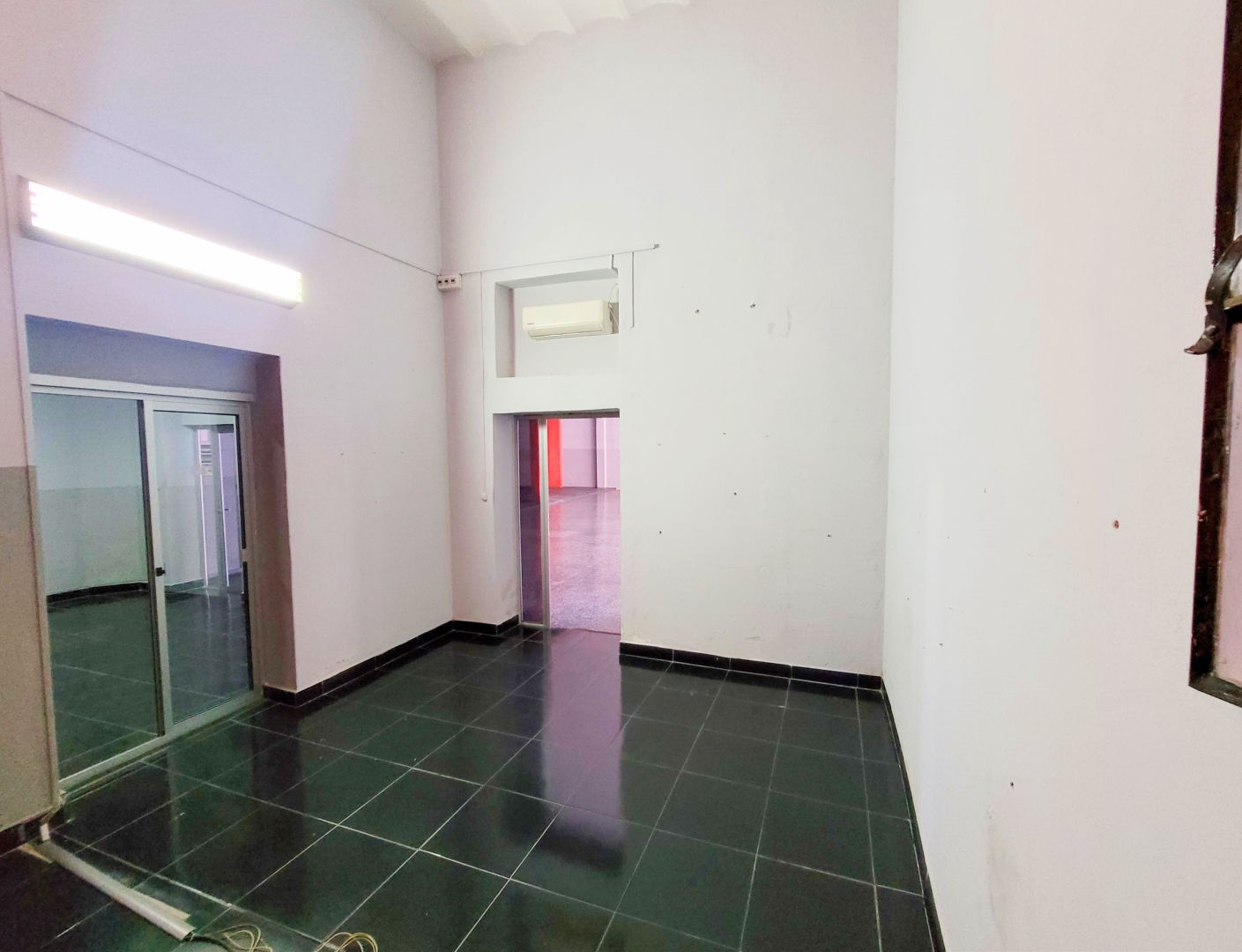 Salón Comercial - foto 3