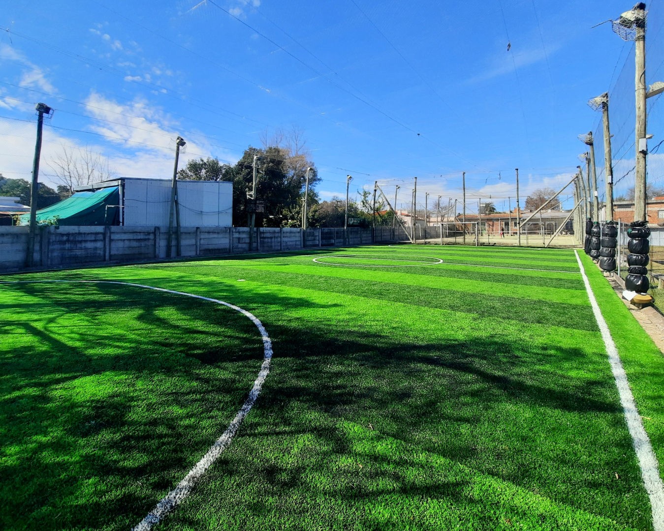 Complejo Deportivo - foto 2