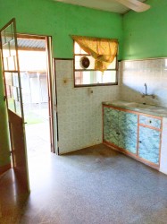 Casa + Galpon - miniatura 8